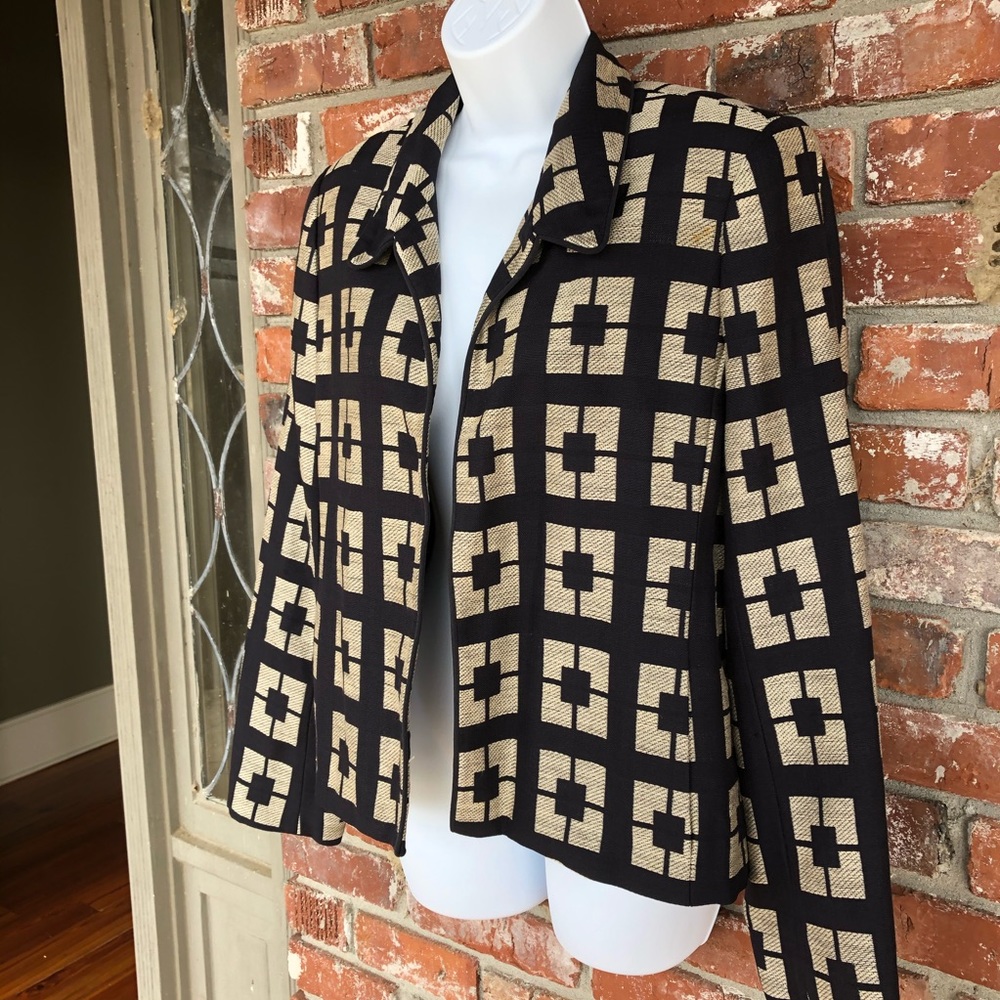 Doncaster 100% silk black/tan blazer size 8 - Picture 2 of 8